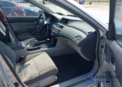 2008 Honda Accord 2.4 Lx from USA, damaged, VIN 1HGCP26338A118993